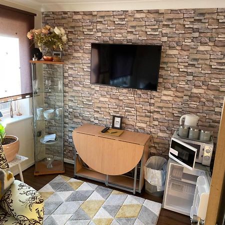Bed and Breakfast TiSi Choice Northfleet Esterno foto